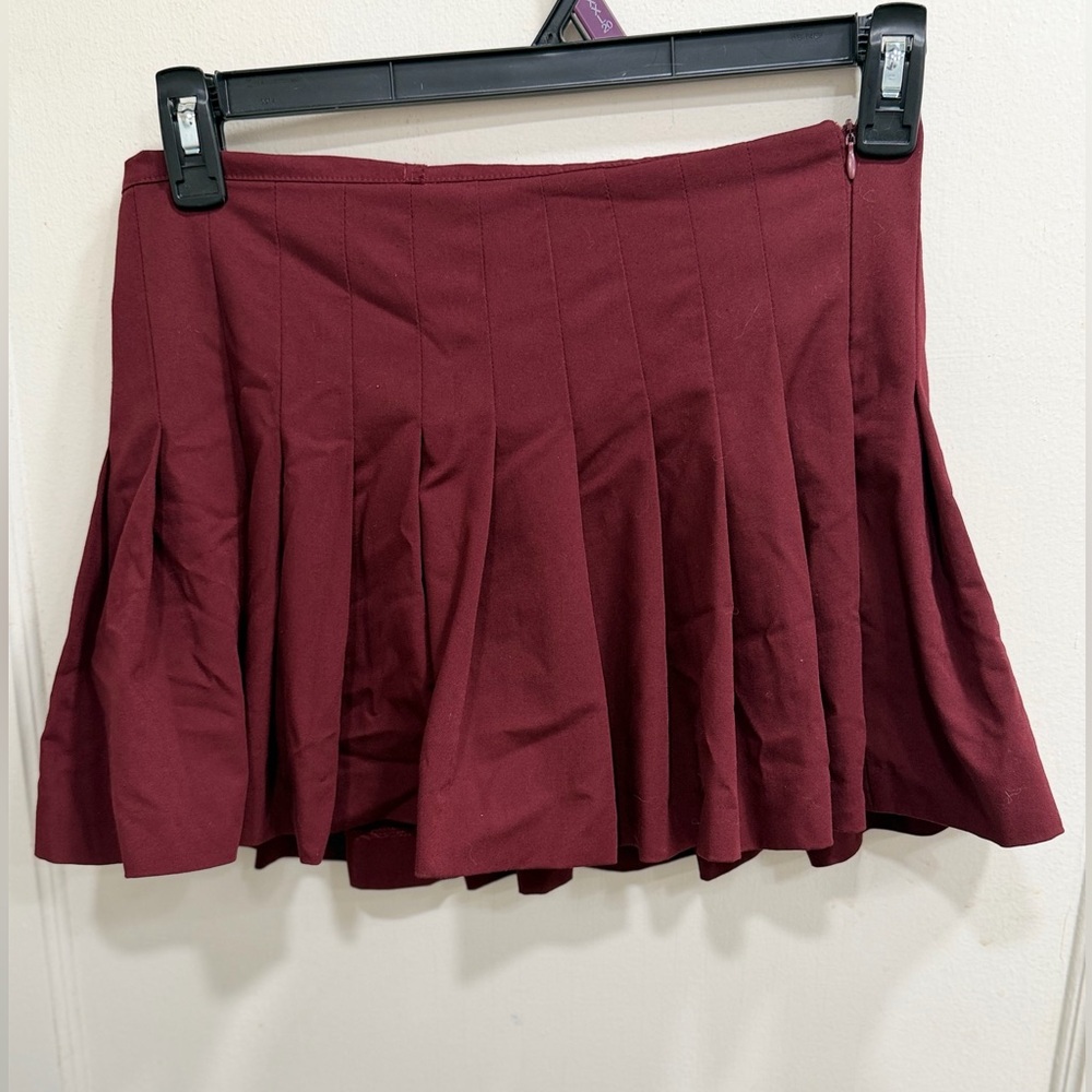 ZARA Burgundy Pleated Mini Skort